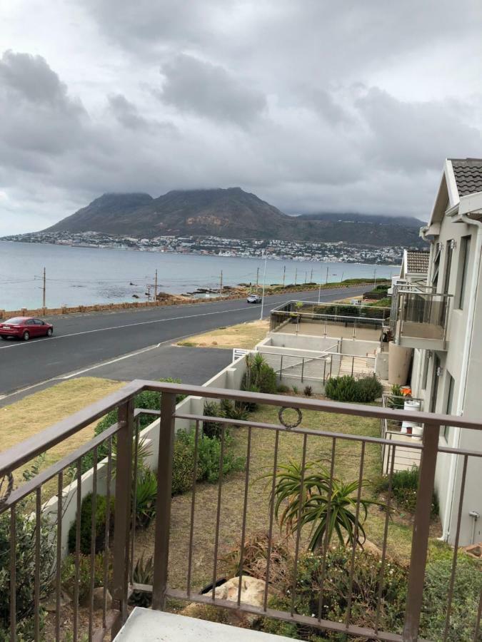 Ollava Guesthouse Simonʼs Town Eksteriør bilde